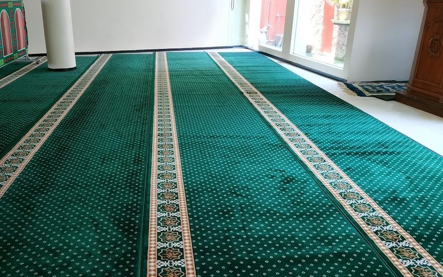 Tips Merawat Karpet Masjid dan Rumah dengan Benar